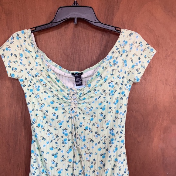 3/$12 Rue21 floral ribbed bodysuit with stretch L jr - Picture 6 of 17